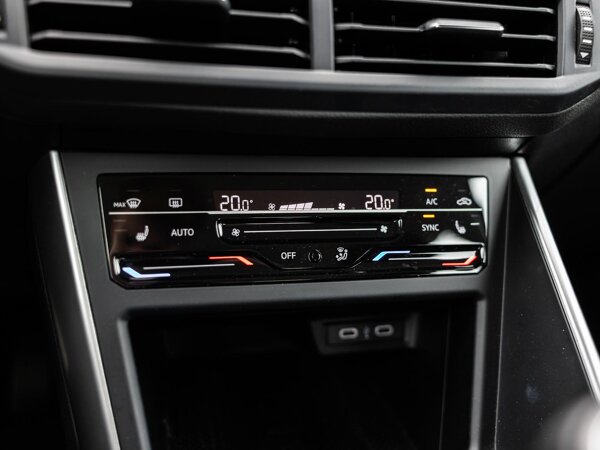 airco (automatisch) airco (automatisch)