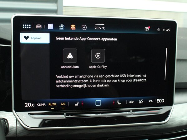 Apple Carplay/Android Auto Apple Carplay/Android Auto