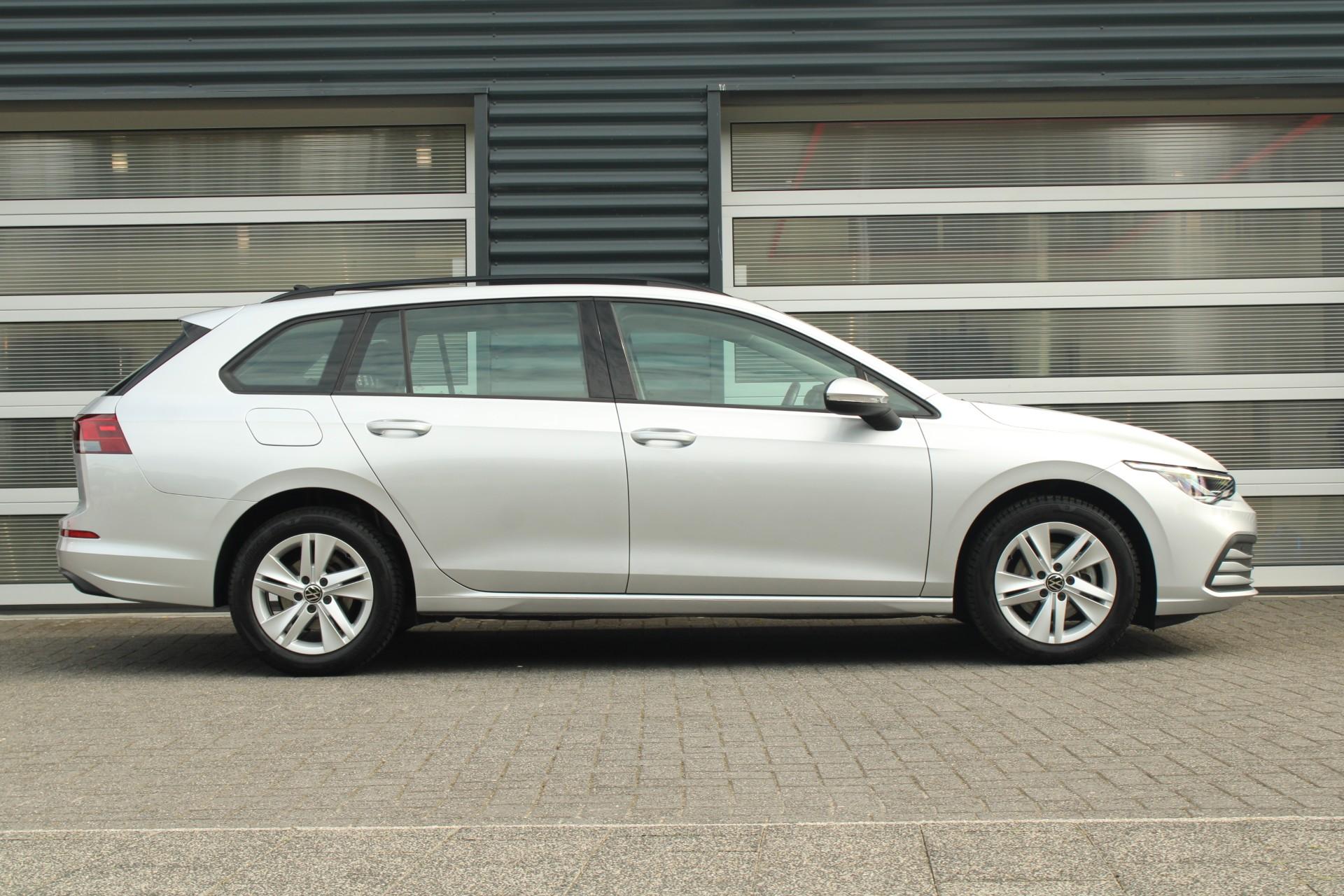 Volkswagen Golf Variant 1.0 eTSI 110pk DSG Life - Afbeelding 3