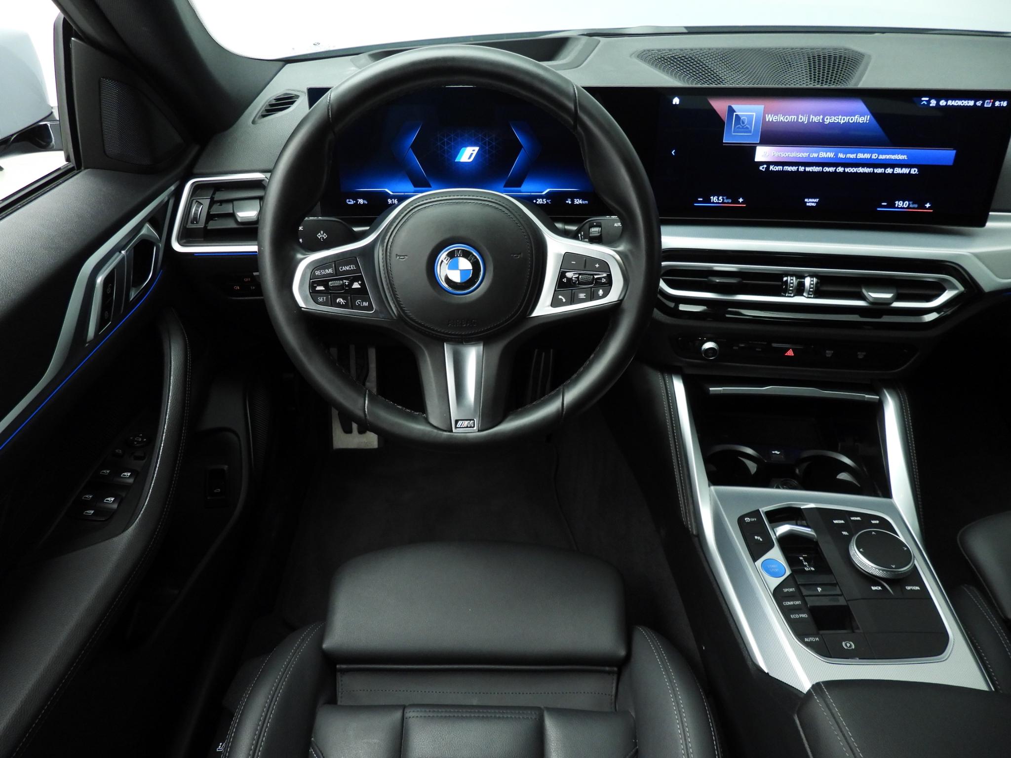 BMW i4