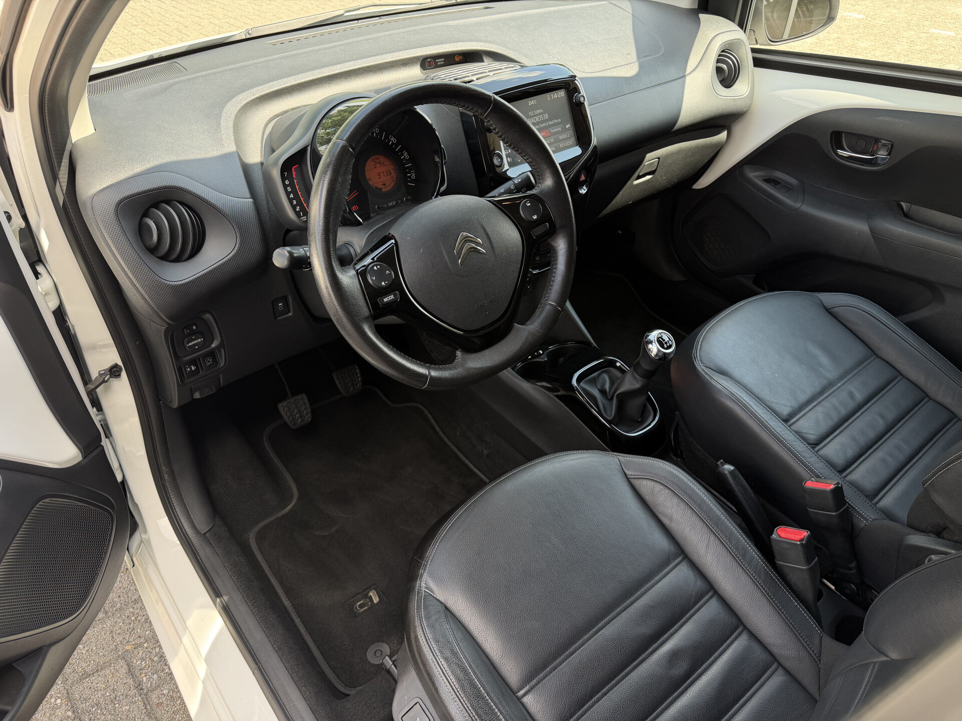 Citroën C1 1.0 VTi Shine - Afbeelding 2