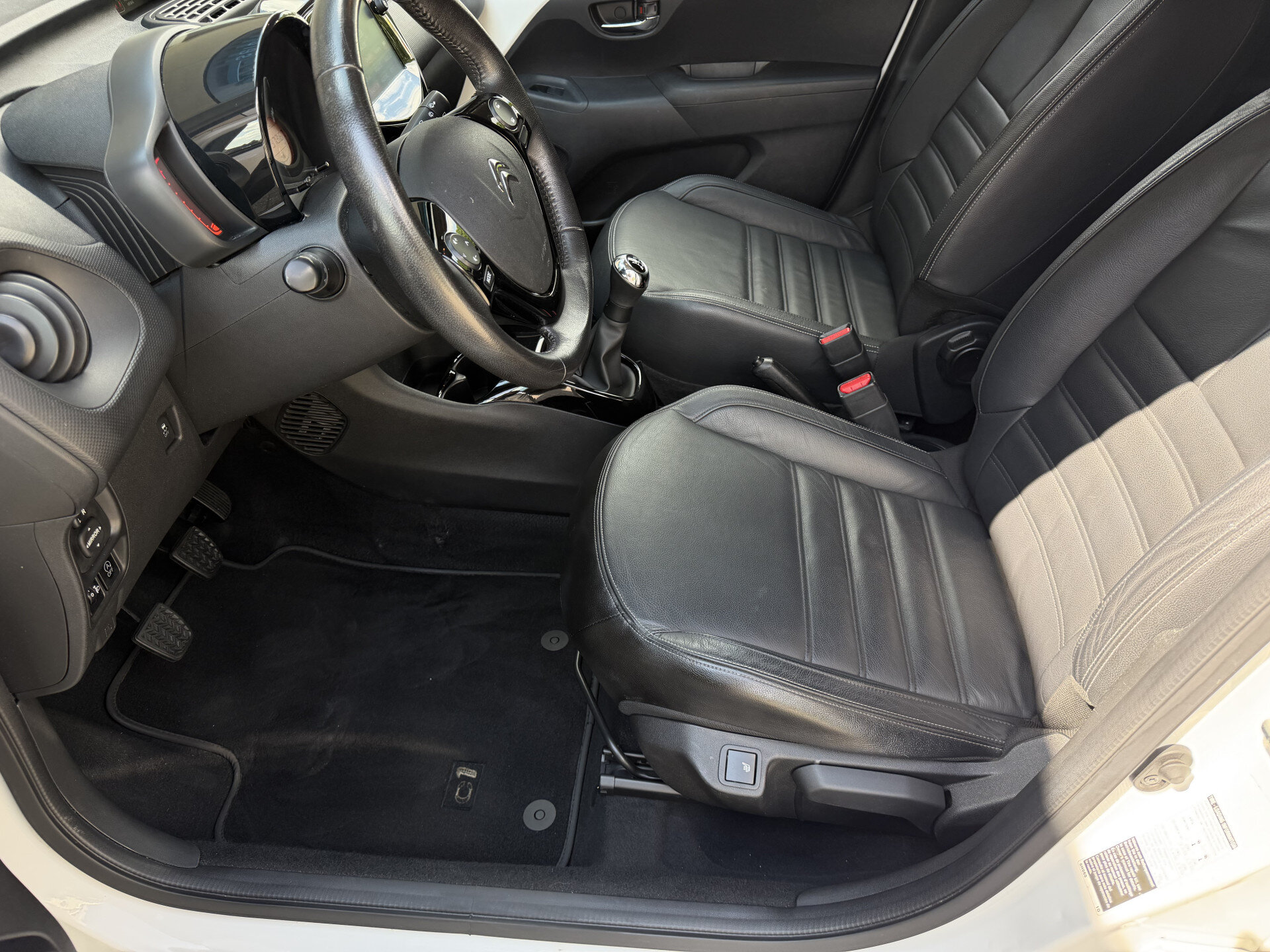 Citroën C1 1.0 VTi Shine - Afbeelding 3