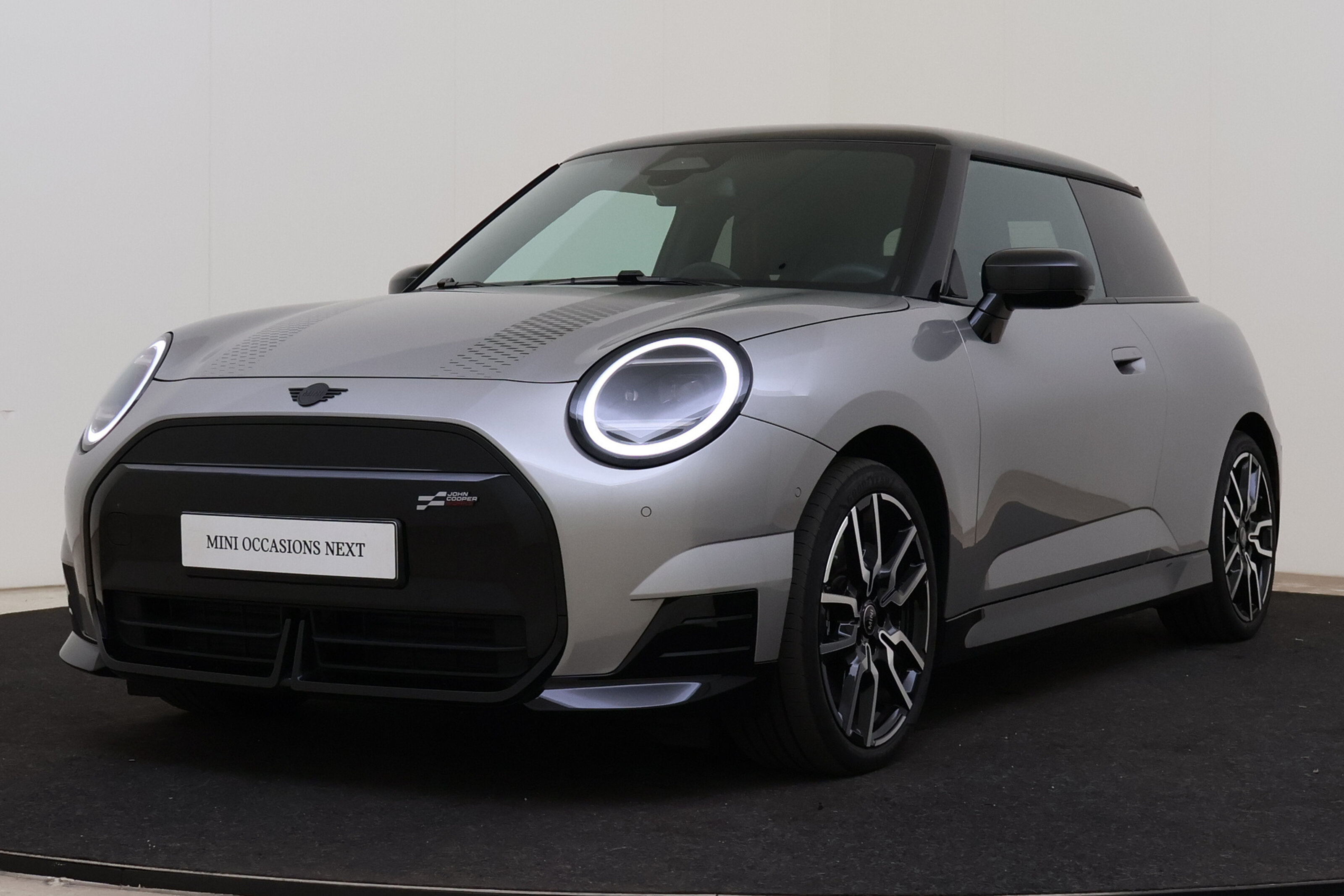 MINI Electric Hatchback Cooper SE
