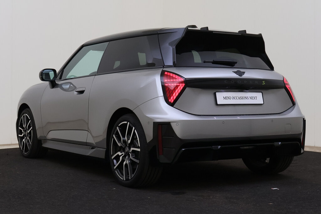 MINI Electric 15