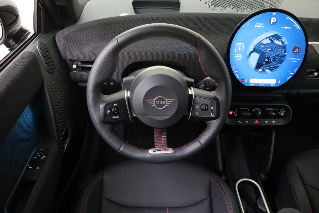 MINI Electric 24