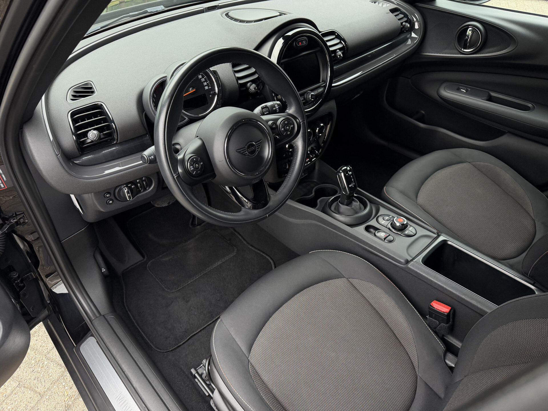 MINI Clubman 1.5 One - Afbeelding 2