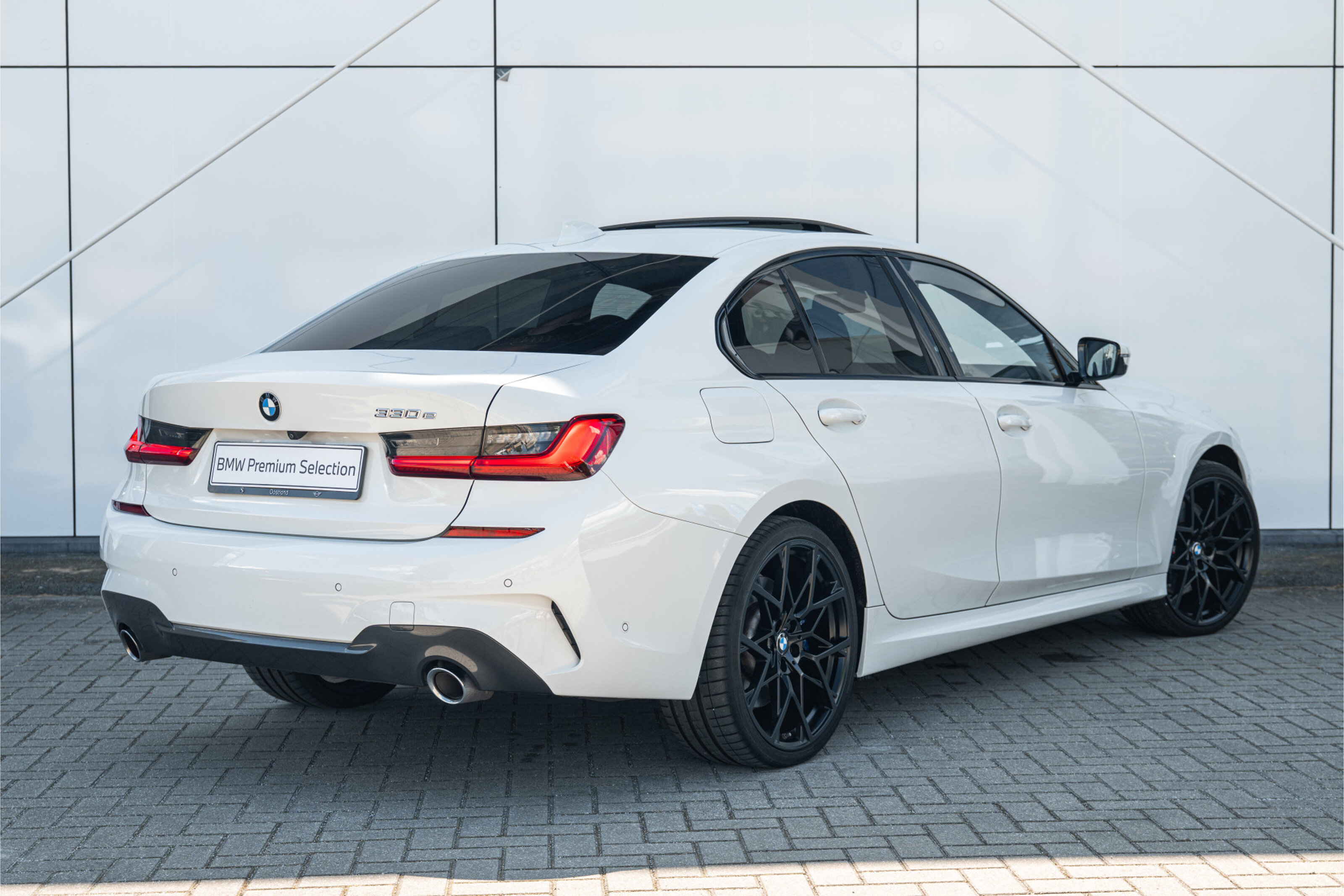 BMW 3 Serie 330e M Sport Automaat