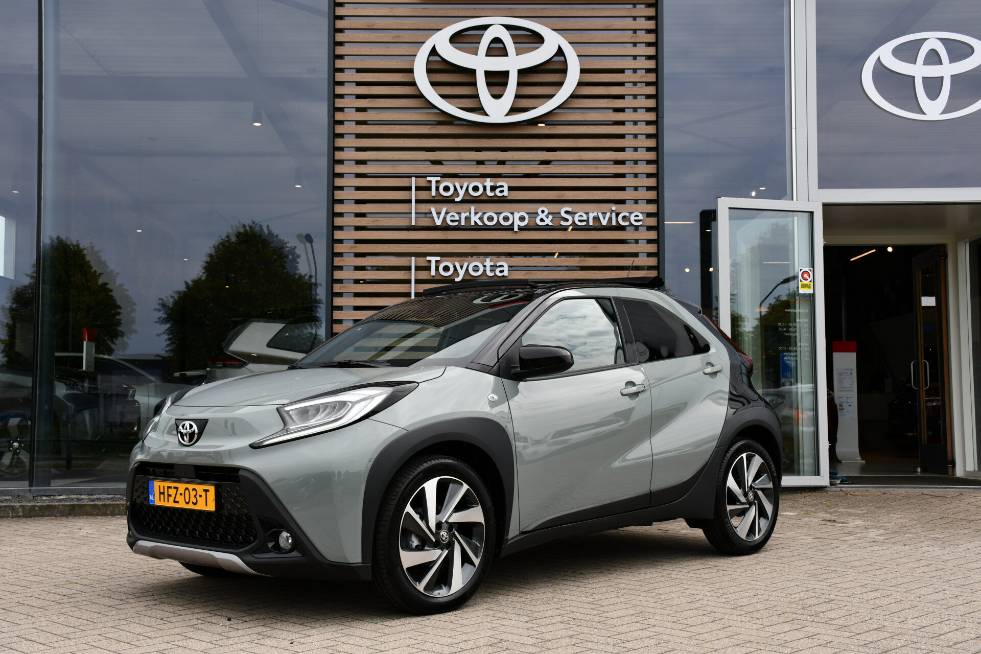 Toyota Aygo X 1.0 VVT-i S-CVT Envy Automaat 72pk
