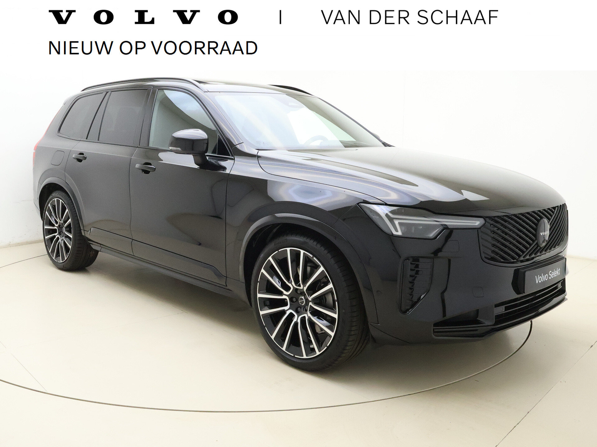 Volvo XC90 T8 AWD Ultra Black Edition Executive