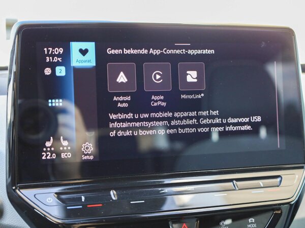 Apple Carplay/Android Auto Apple Carplay/Android Auto