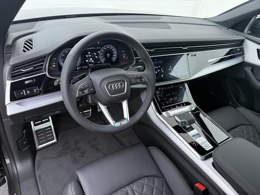 Audi Q8 Pro Line S 55 TFSI e 290 kW / 394 PK quattro