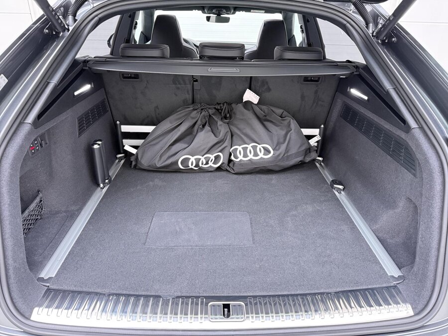 Audi Q8 Pro Line S 55 TFSI e 290 kW / 394 PK quattro