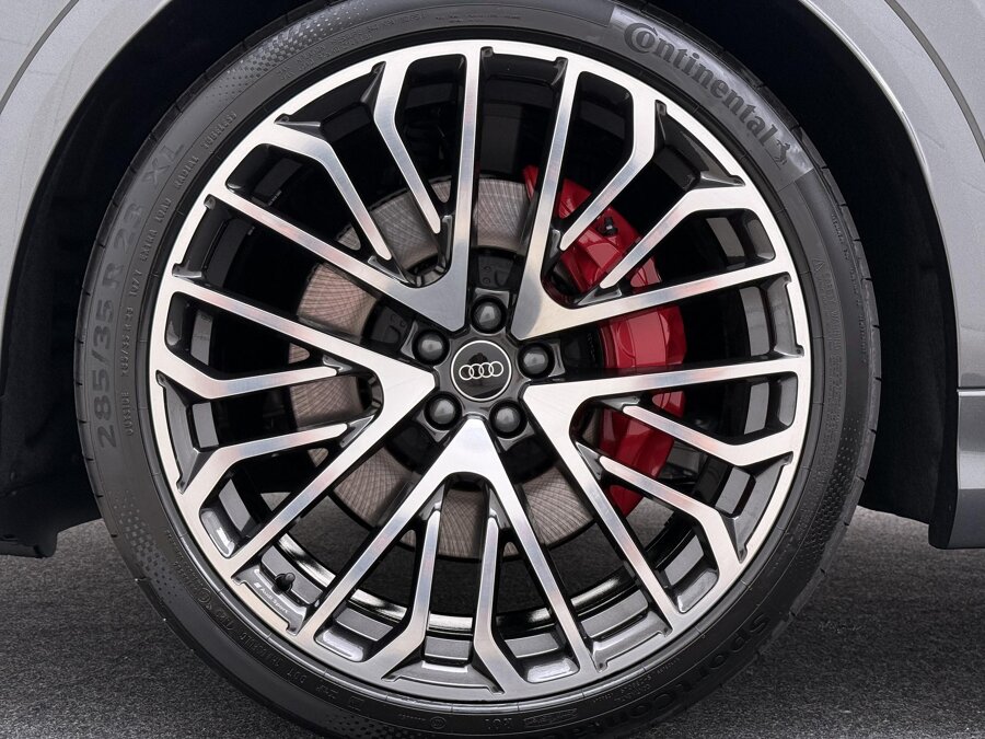 Audi Q8 Pro Line S 55 TFSI e 290 kW / 394 PK quattro