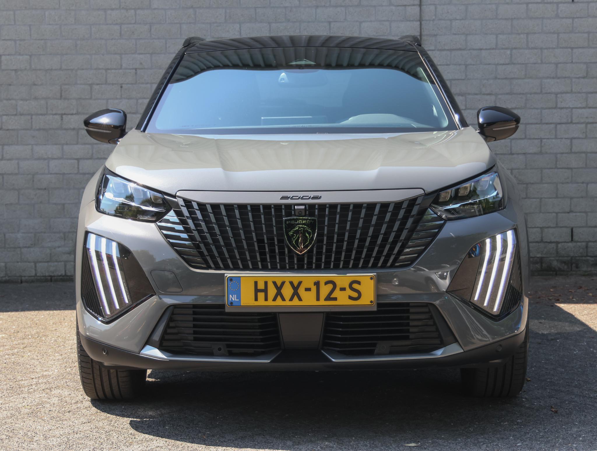 Peugeot e-2008
