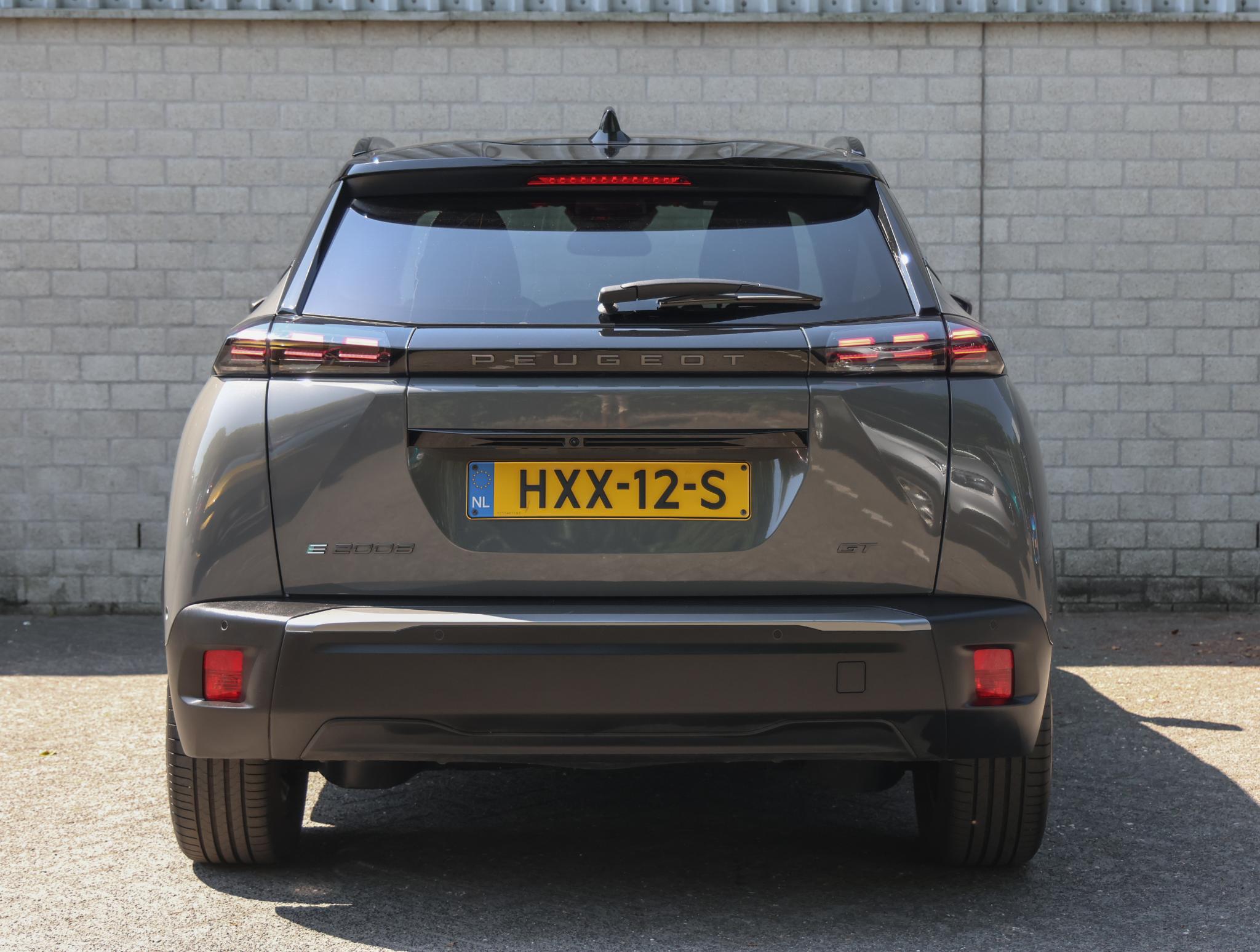Peugeot e-2008