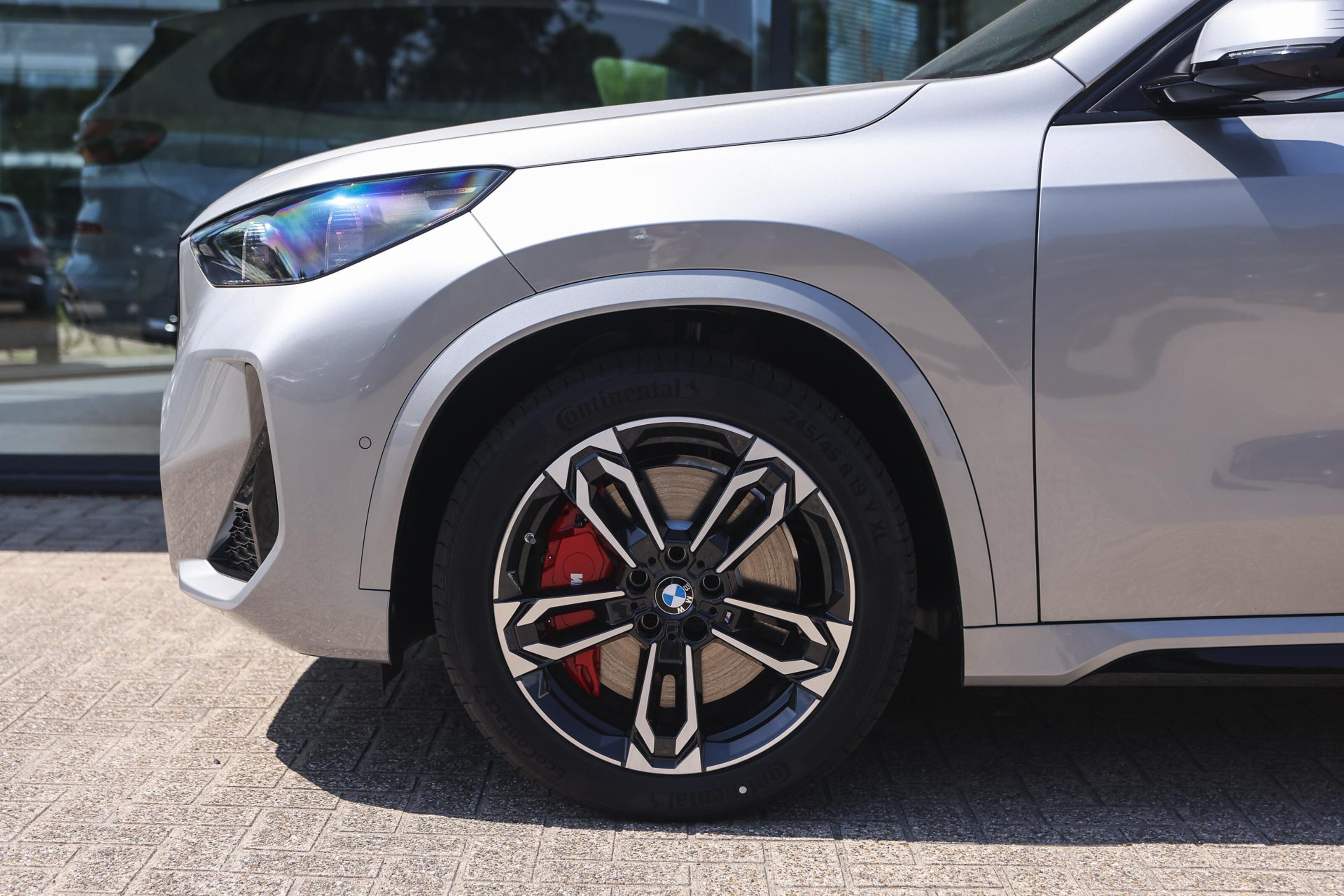 BMW iX1 xDrive30 M Sport