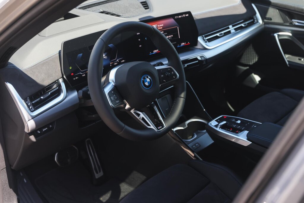 BMW iX1 9