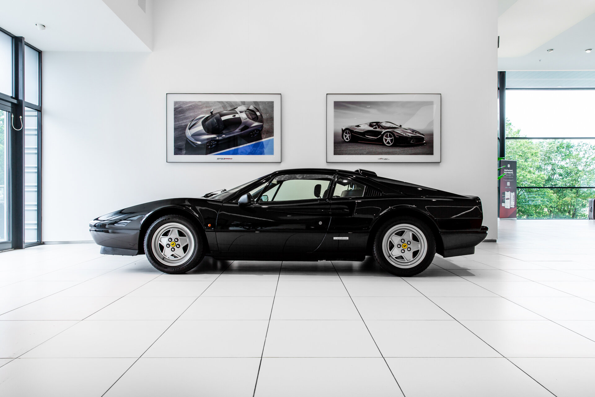Ferrari 328 GTB - Afbeelding 2