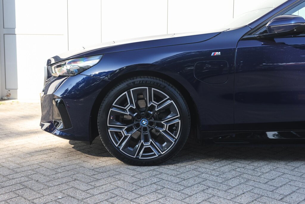 BMW 5 Serie 4