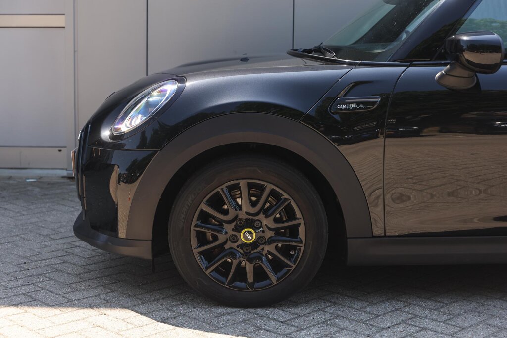 MINI Electric 4