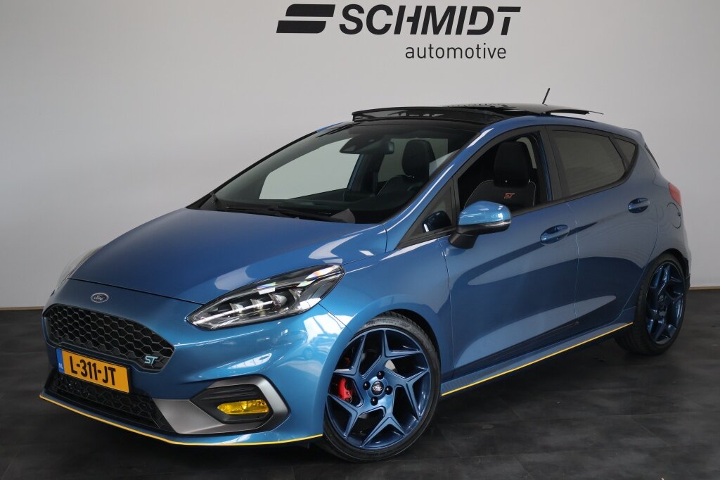 Ford Fiesta 1.5 EcoB. ST-3 200pk | Panoramadak | B&O | LSD | Winter Pakket