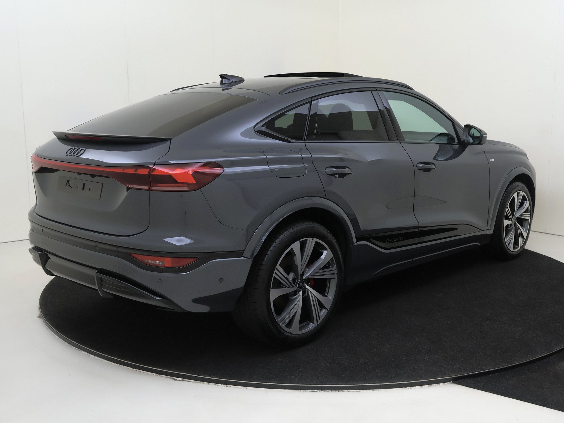 Audi Q6 Sportback e-tron S edition - Afbeelding 2