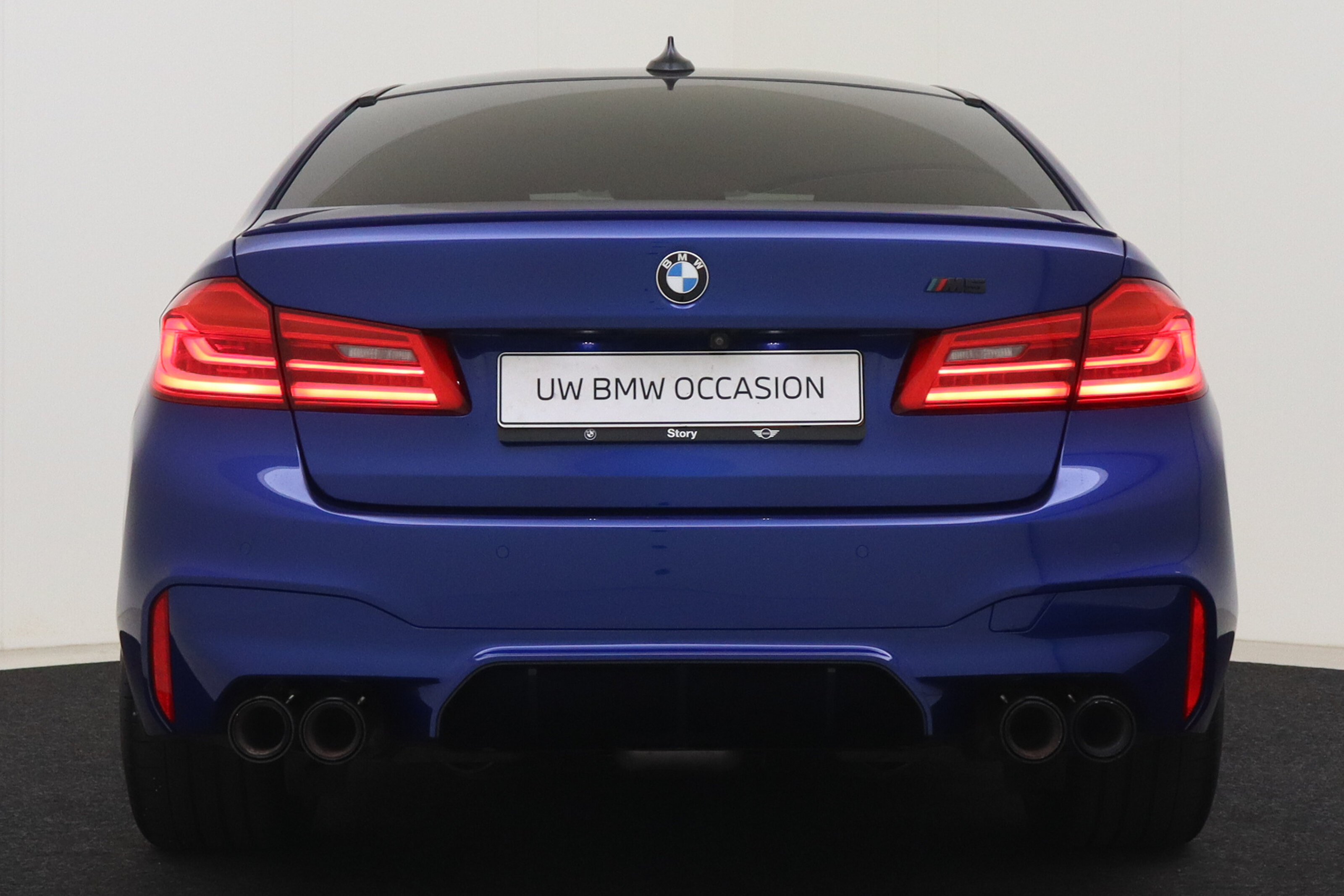 BMW M5 Automaat