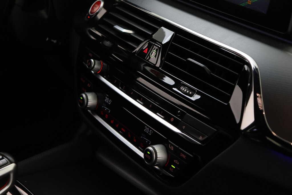 BMW M5 21