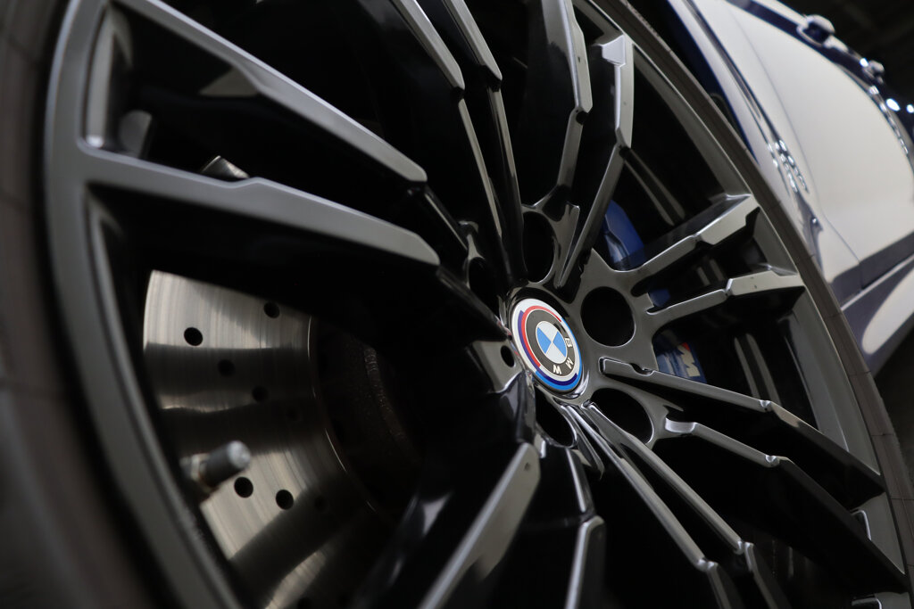 BMW M5 75