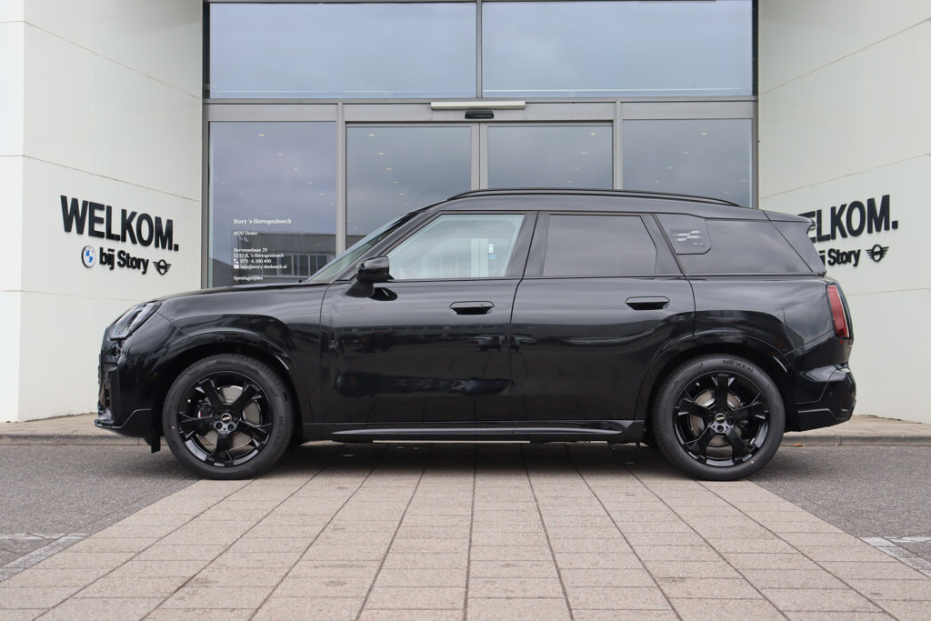 MINI Countryman 4
