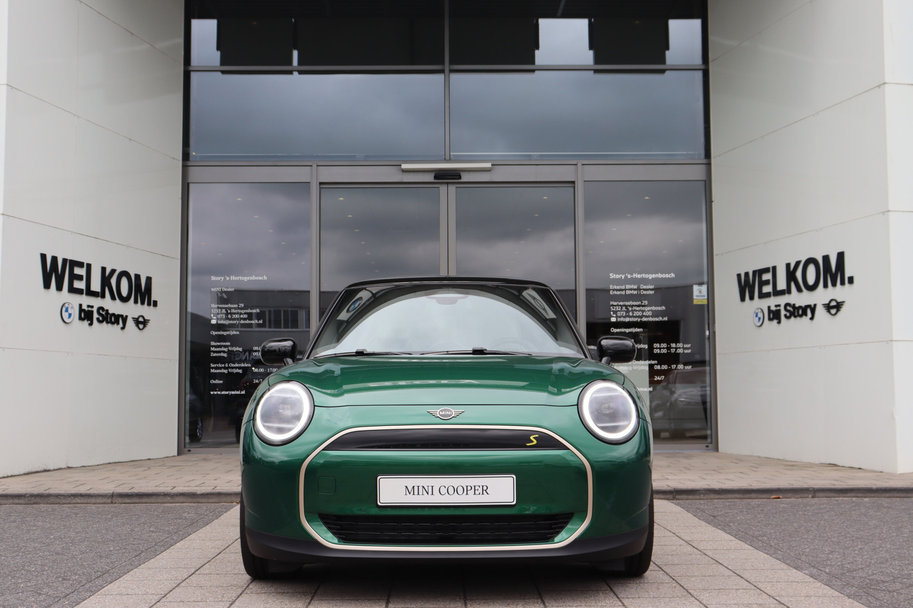 MINI Electric Hatchback Cooper SE