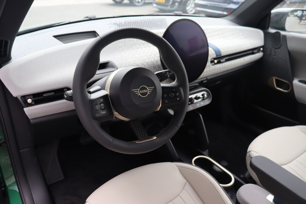 MINI Electric 11
