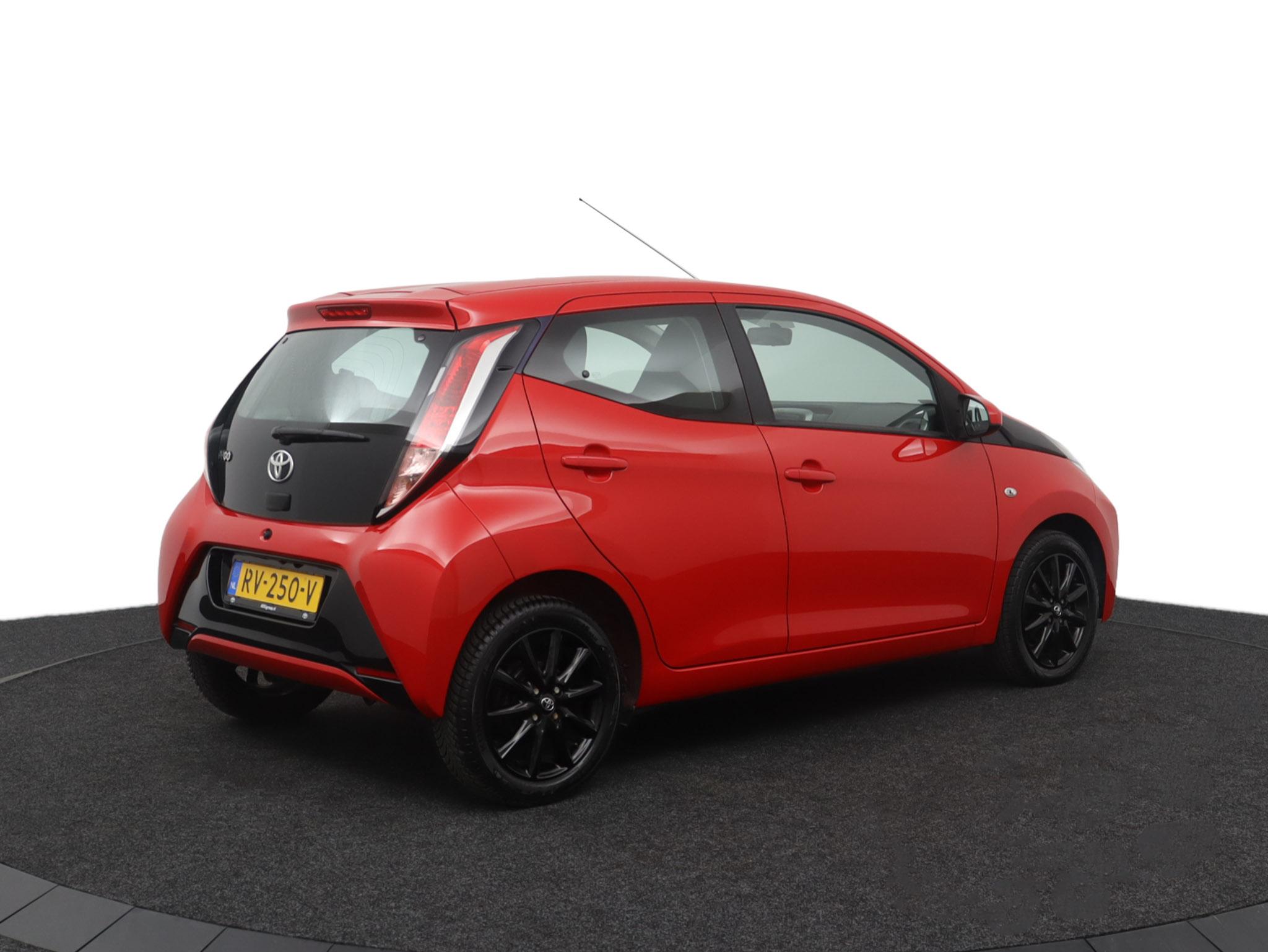 Toyota Aygo 1.0 VVT-i x-play - Afbeelding 2