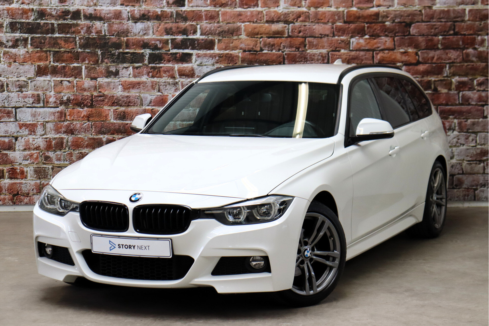 BMW 3 Serie Touring 320i High Executive M Sport Pakket Automaat