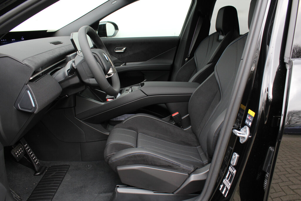 BMW iX3 6