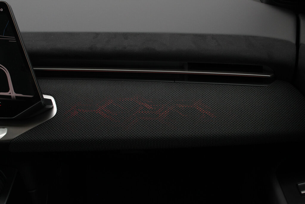 BMW iX3 29