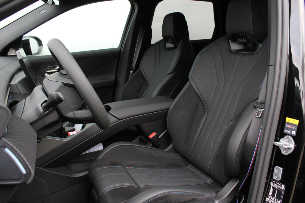 BMW iX3 7