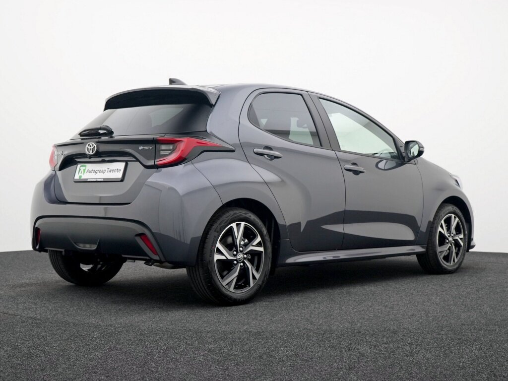 Toyota Yaris 1.5 Hybrid 115 Dynamic | LED | Private lease 459 pm - Afbeelding 2