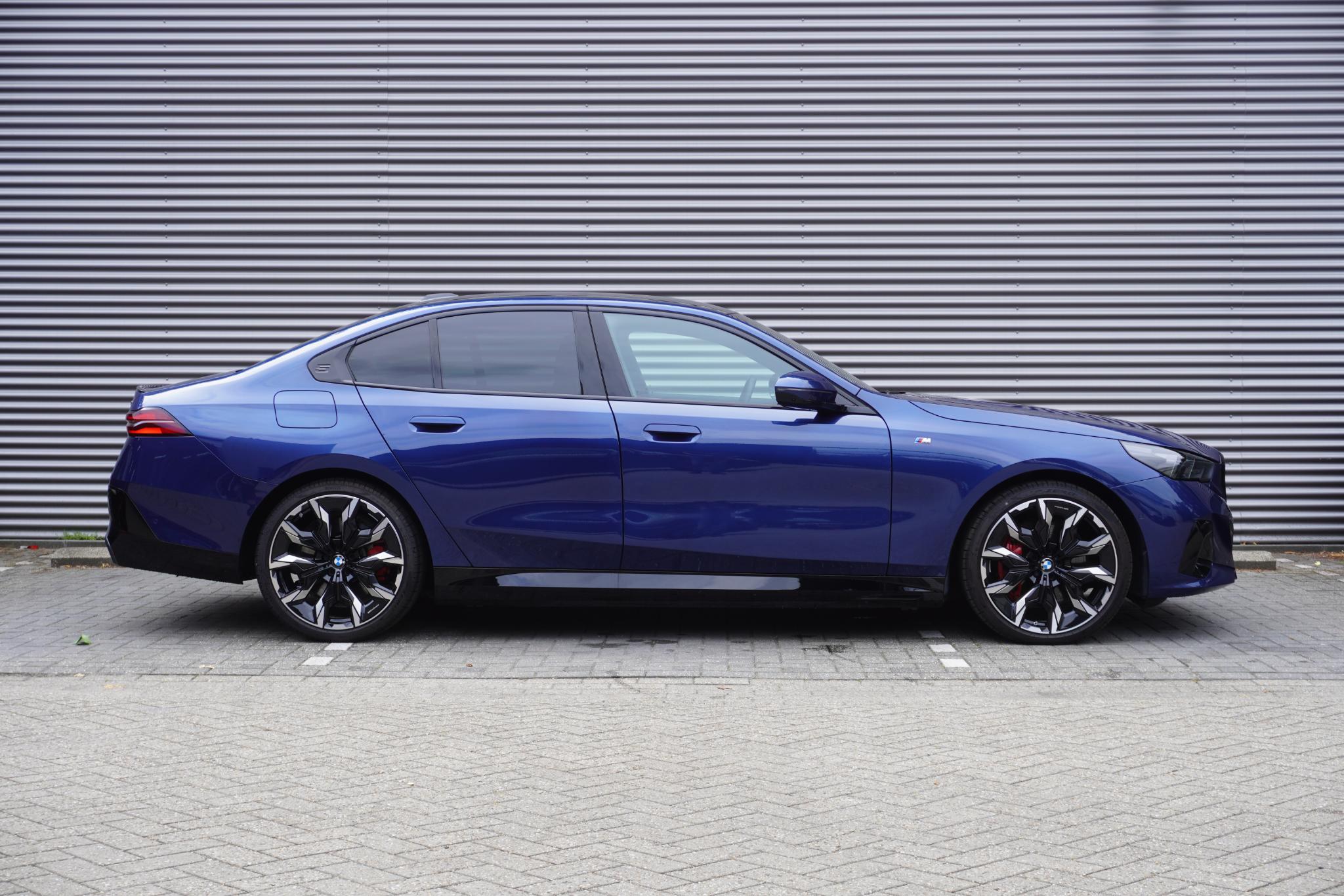 BMW 5 serie Sedan 550e xDrive - Afbeelding 4