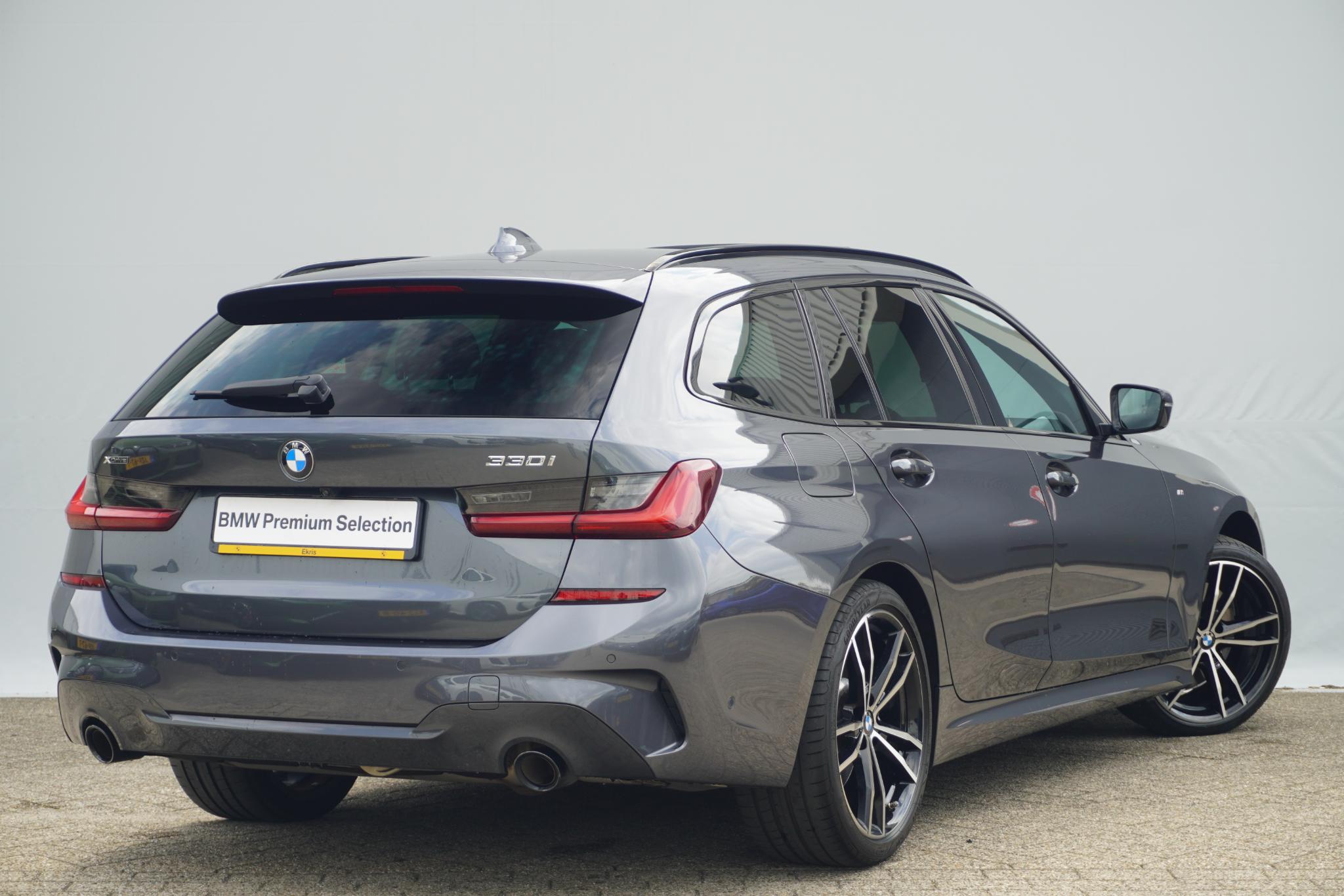 BMW 3 Serie Touring 330i xDrive - Afbeelding 2