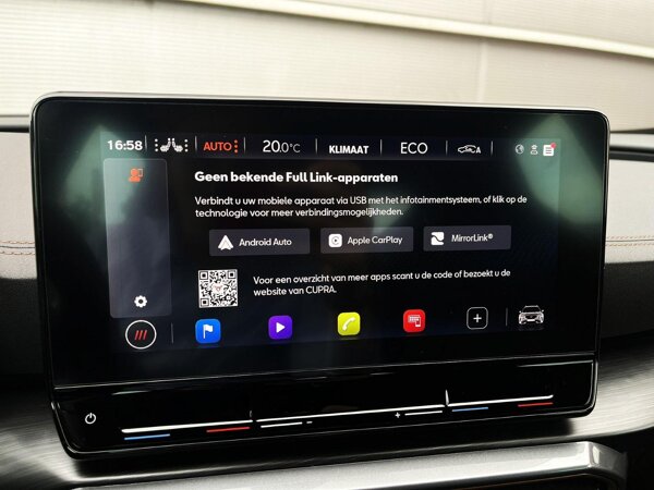 Apple Carplay/Android Auto