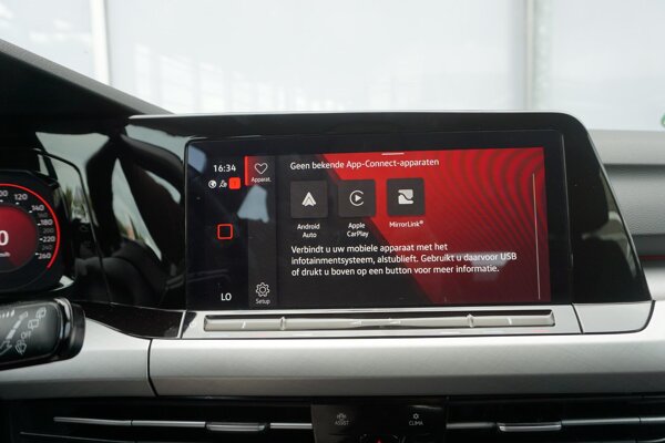 Apple Carplay/Android Auto