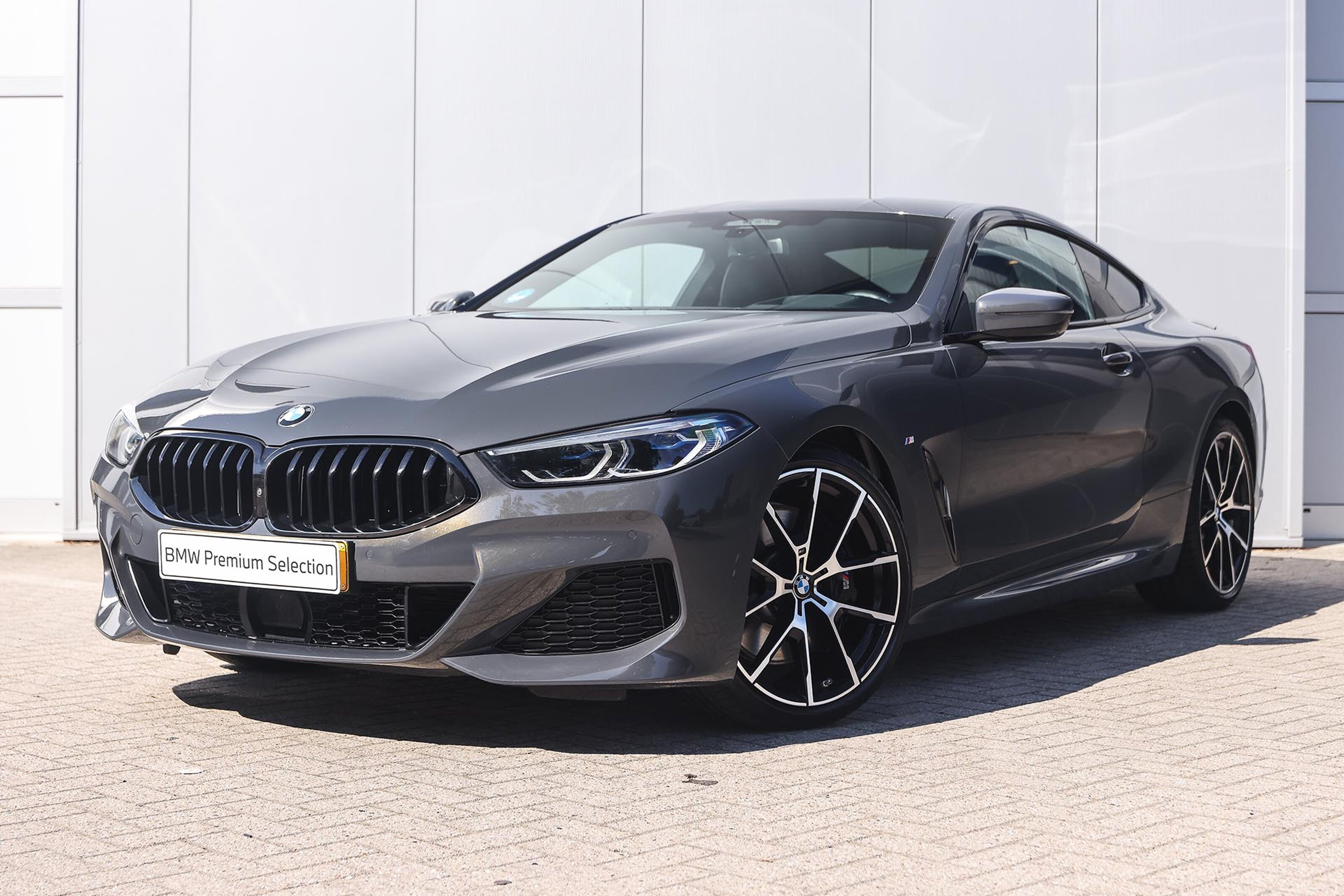 BMW 8 Serie 840i High Executive M Sport Automaat