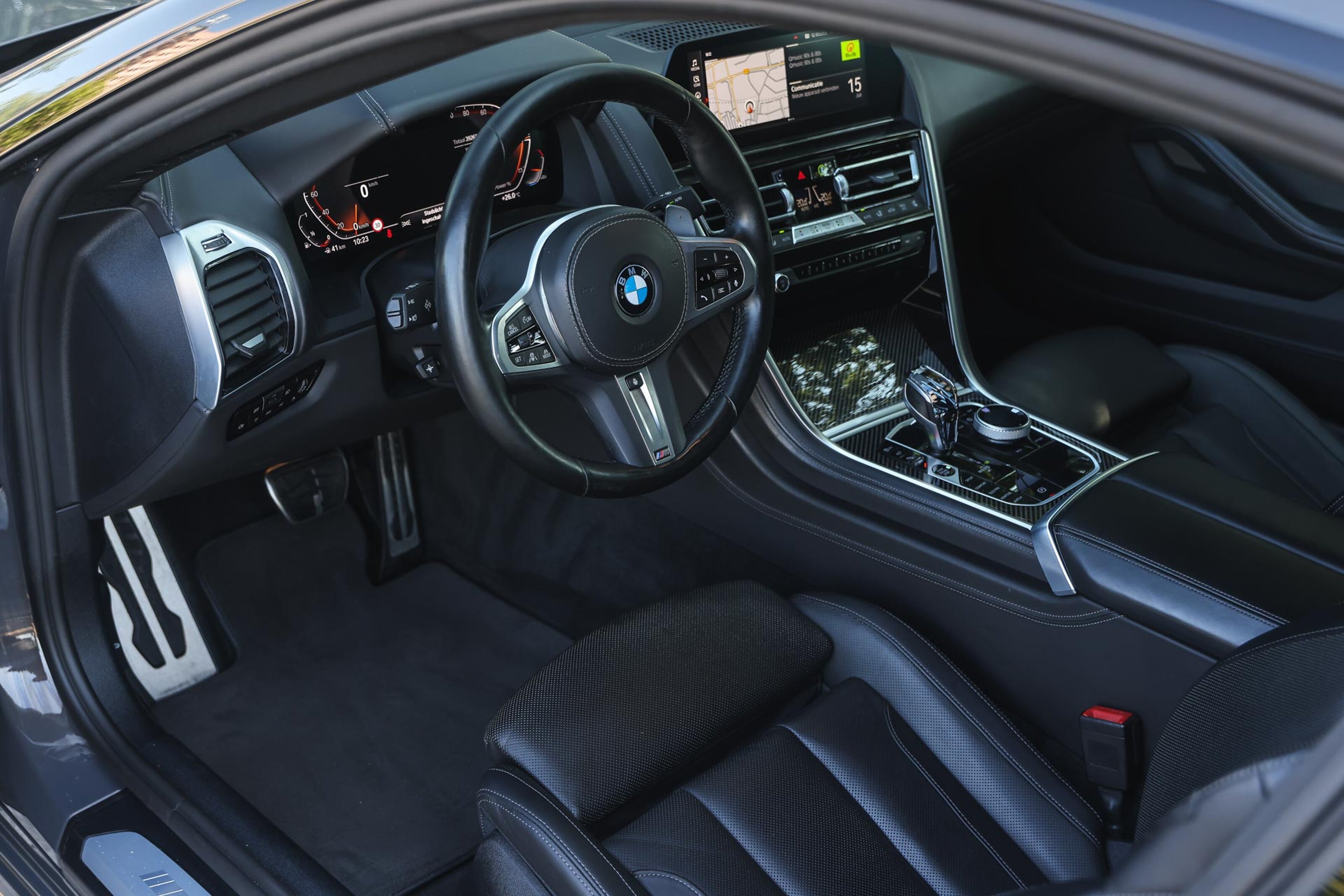 BMW 8 Serie 840i High Executive M Sport Automaat