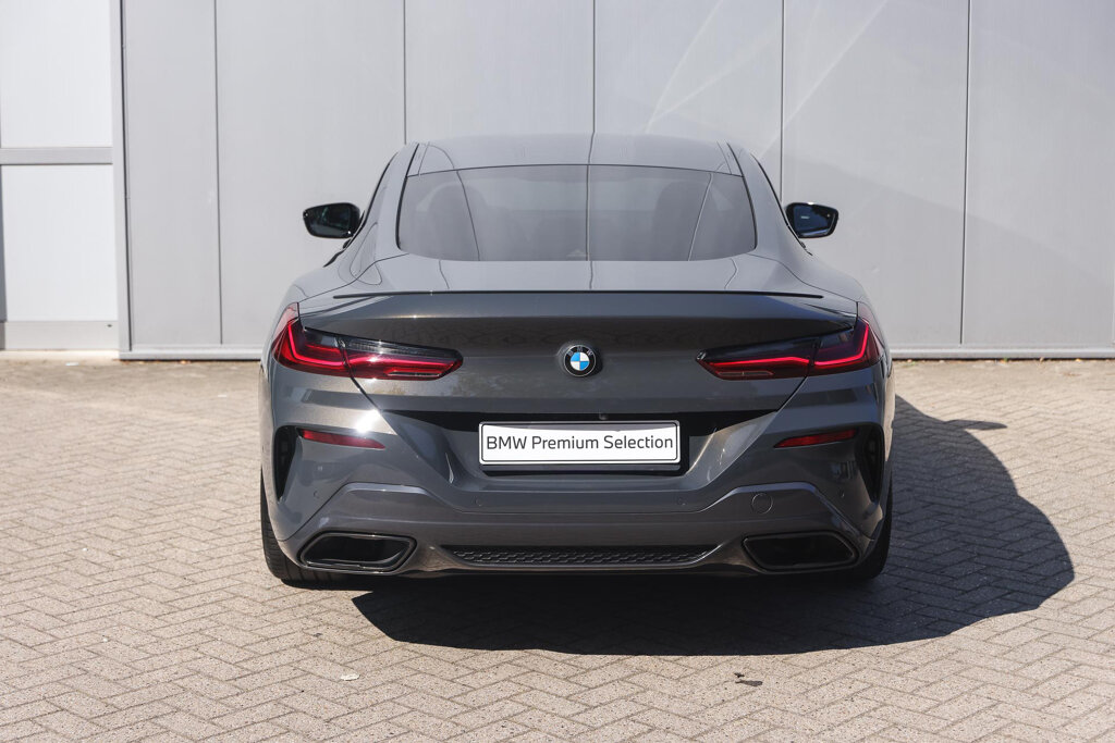 BMW 8 Serie 6