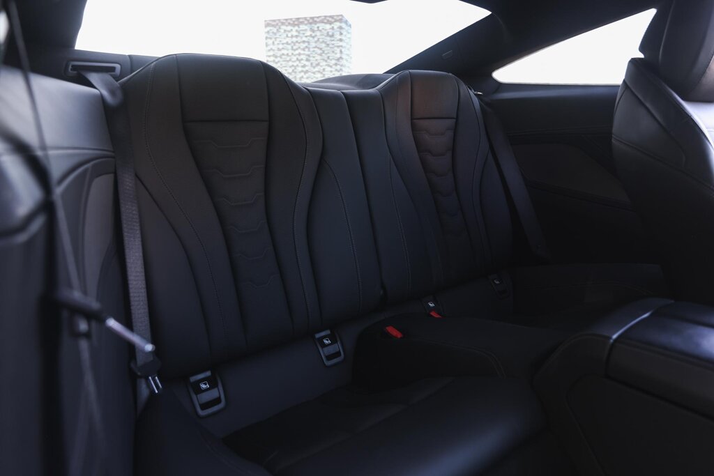 BMW 8 Serie 12