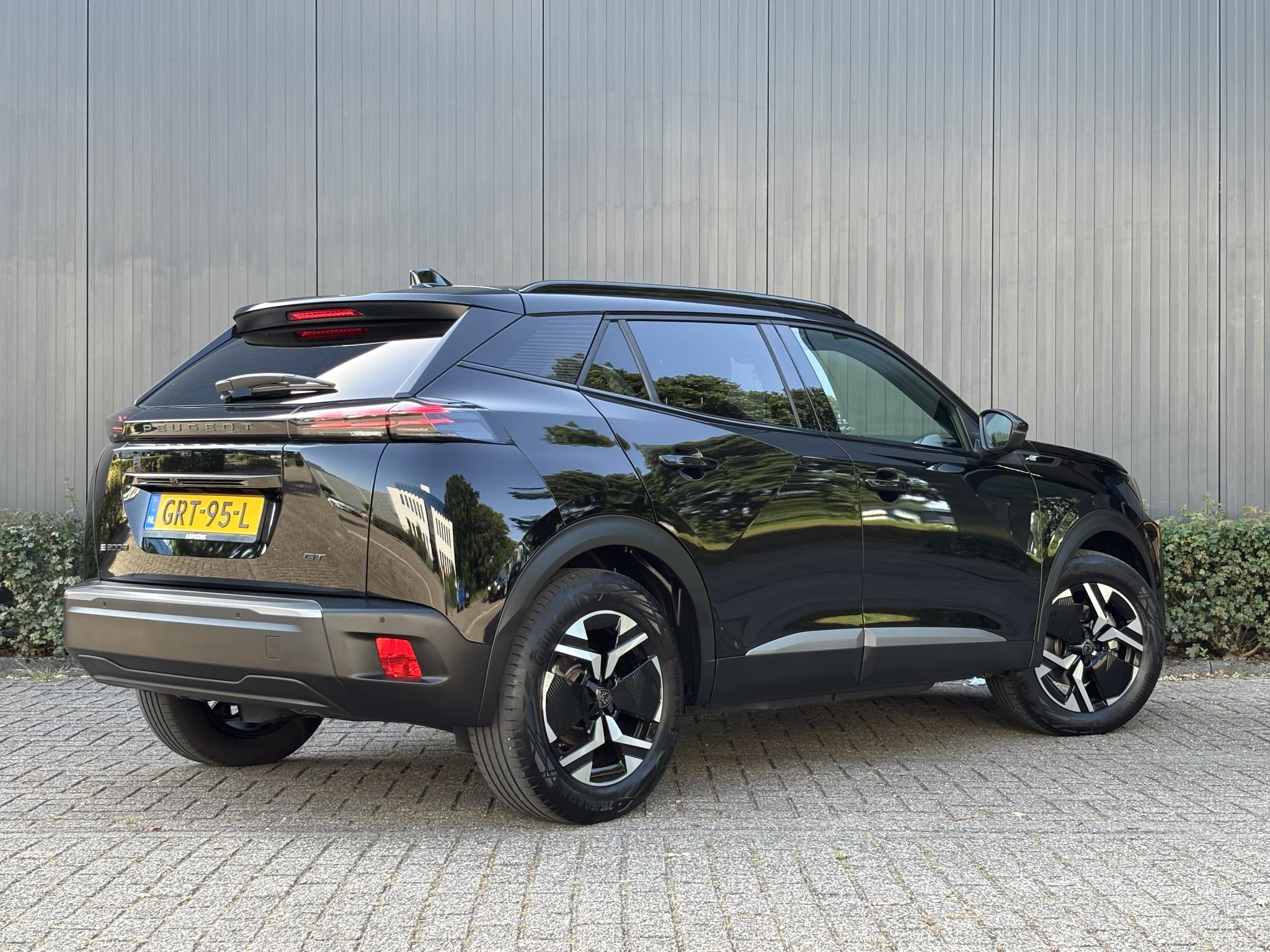 Peugeot e-2008 GT 54kWh - Afbeelding 3