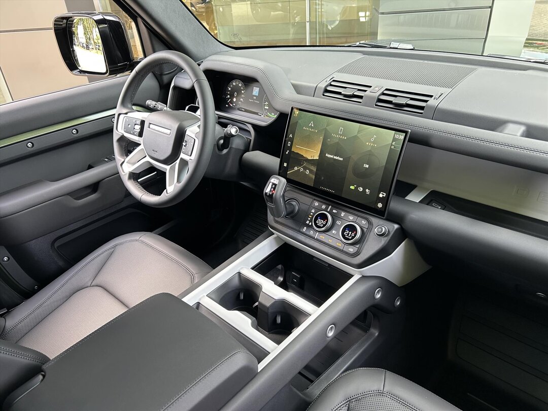 Land Rover Defender - foto 5