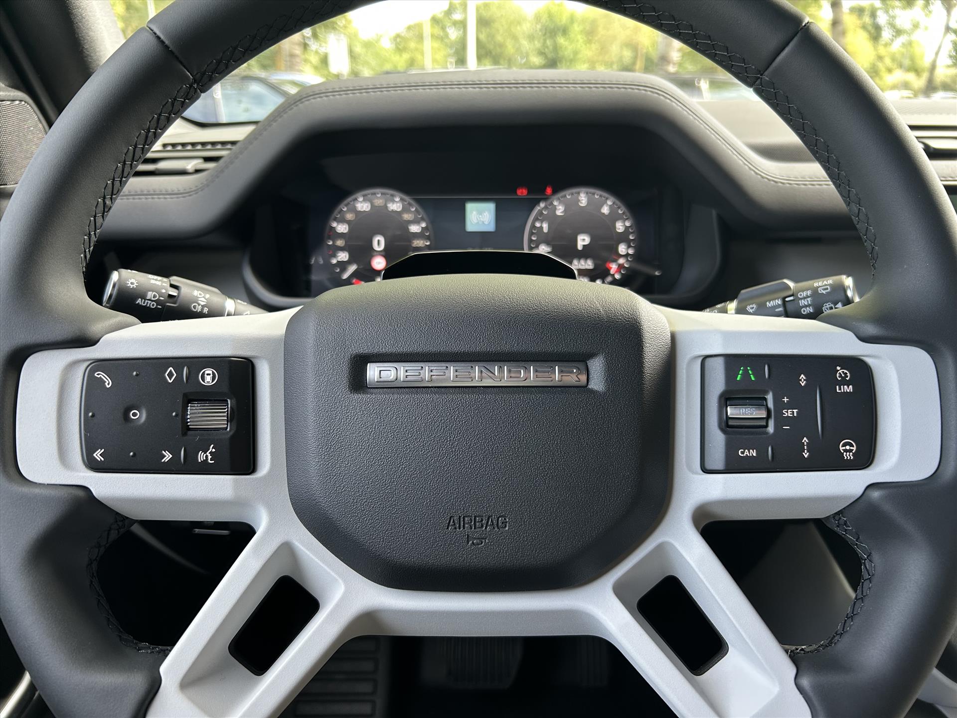 Land Rover Defender - foto 24