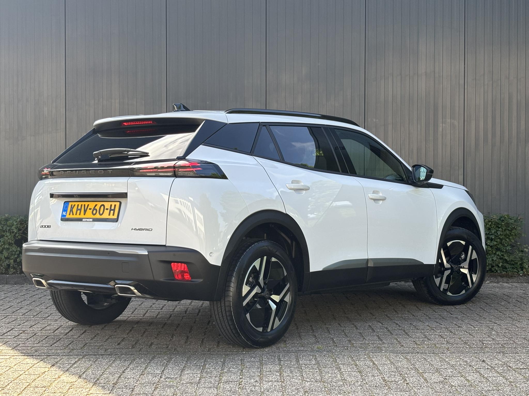 Peugeot 2008 1.2 Hybrid 145pk Allure Automaat - Afbeelding 3